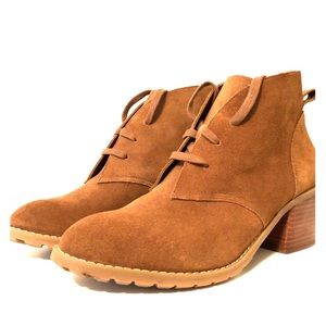 Susina Saddle Brown Booties, Size 9